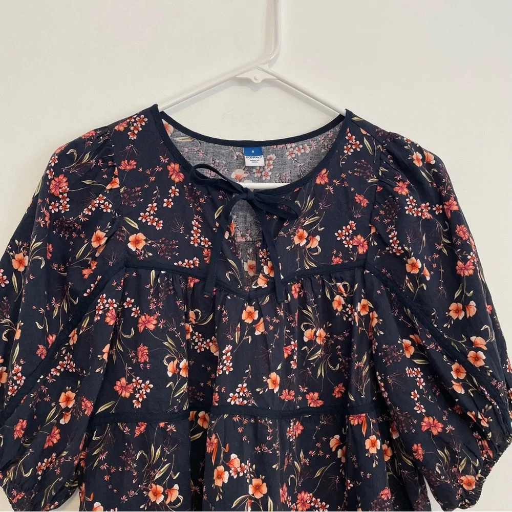 OLD NAVY Puff Sleeve Floral Tiered Swing Blouse Navy Blue Short Sleeve Peasant S